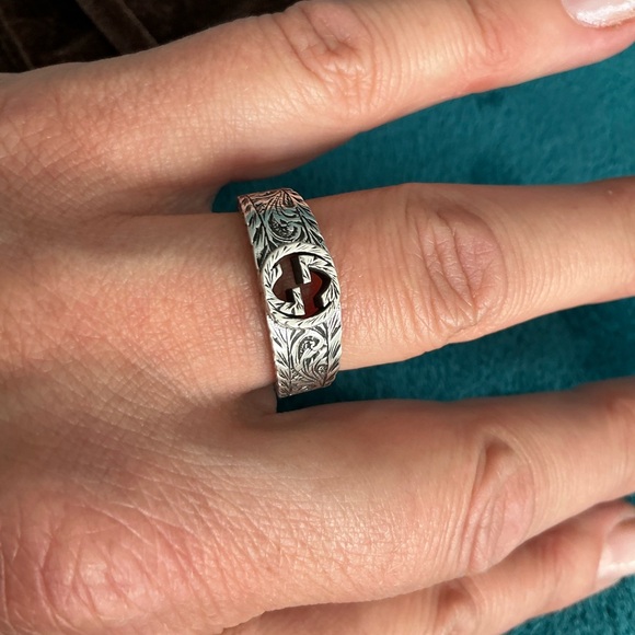 GUCCI ALL SILVER RING 🔥🔥UNISEX🔥 - Picture 1 of 14